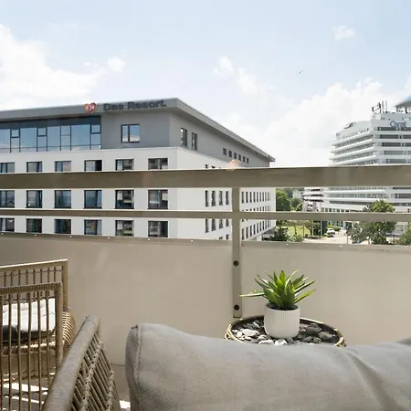 Center Stranddiva Apartamento *